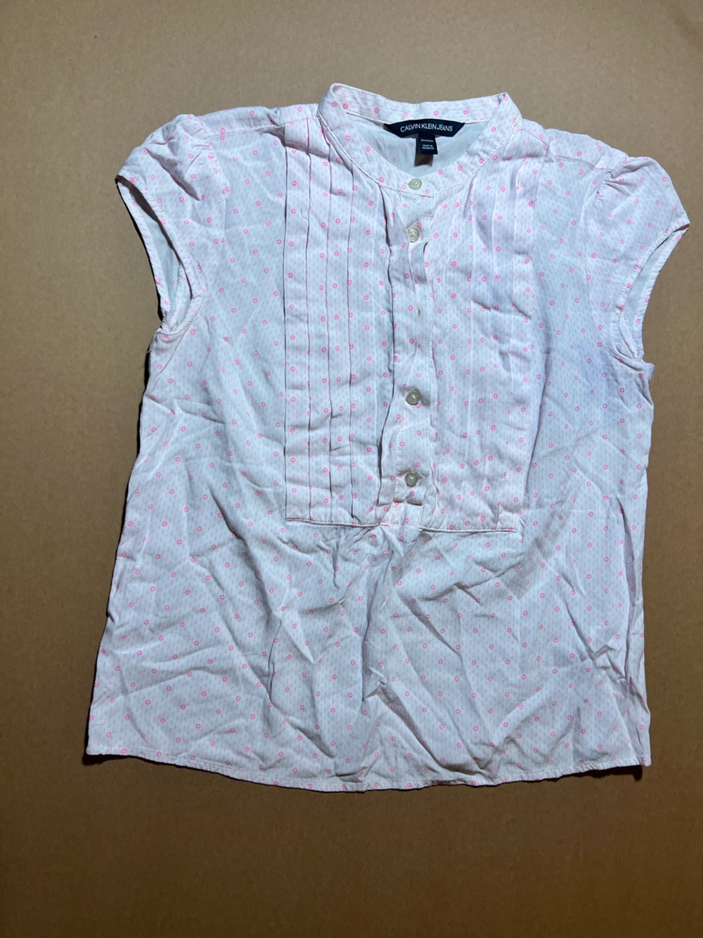 Calvin Klein Jeans women’s Light Pink Dot Pintuck Button-Front Top